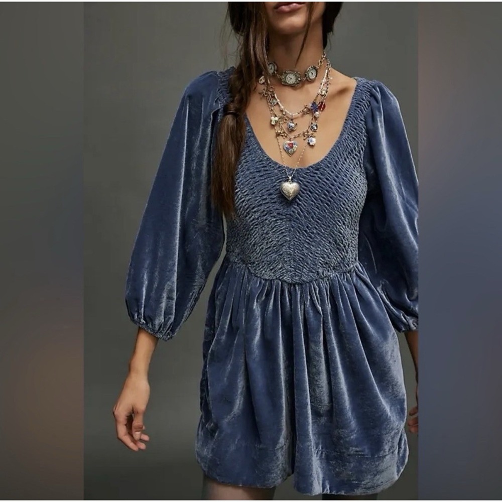 Free People Farrier Velvet Smocked Mini Dress Blue Balloon Sleeve V-Neck M NWT